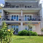 Mediteranska Oaza * Crikvenica