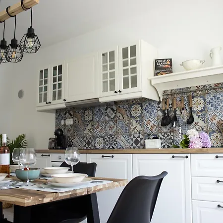 Apartament Mediteranska Oaza *