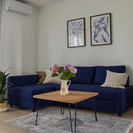 Mediteranska Oaza شقة